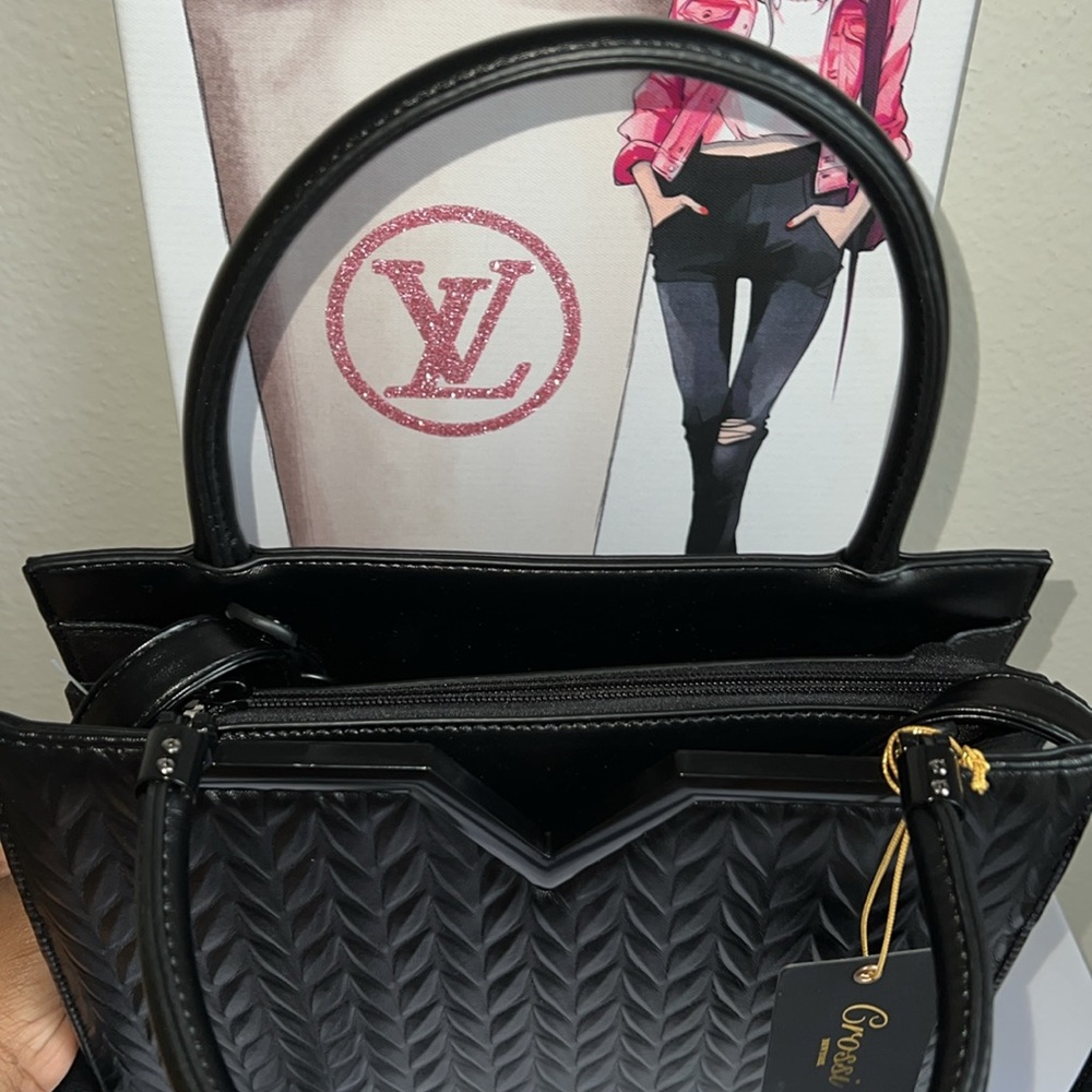 Black Leather Quilted Satchel - Picture 7 of 9